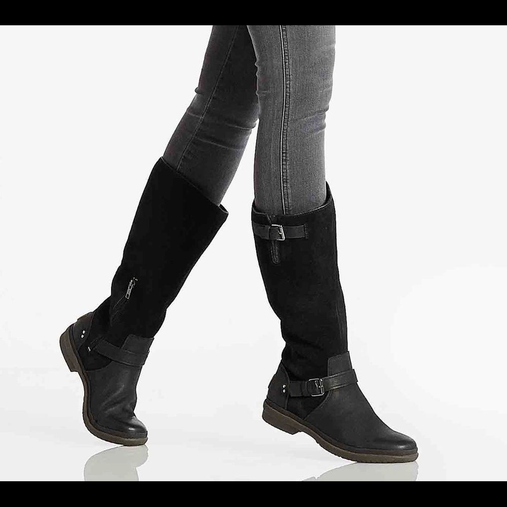 UGG Waterproof Suede Leather Boots Lightly Worn